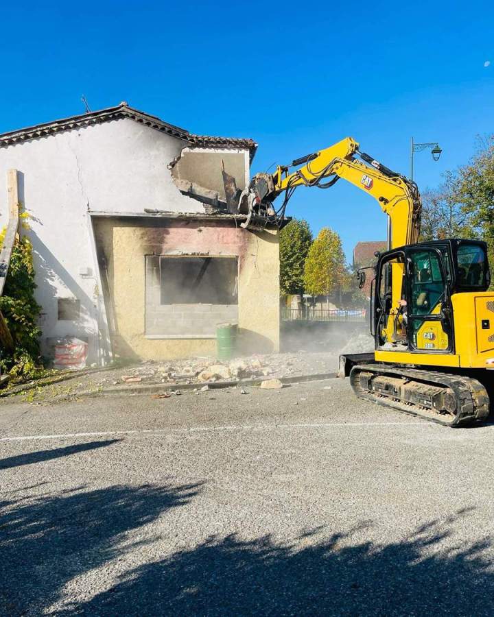 Travaux de démolition Près de Fumel