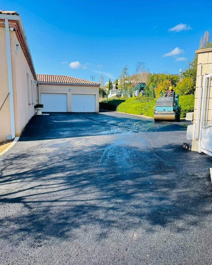 Entreprise de goudronnage Près de Fume