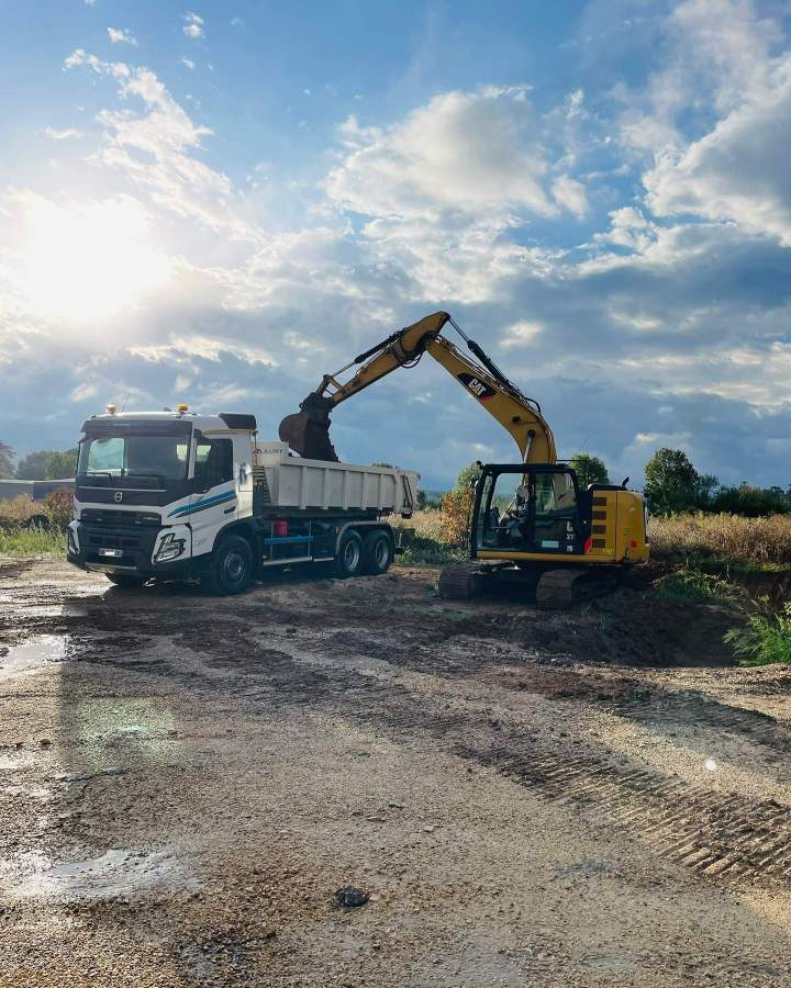 travaux de terrassement Près de Fumel