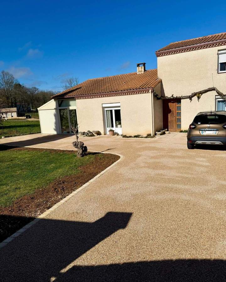 Une prise en charge complète de vos espaces extérieurs.